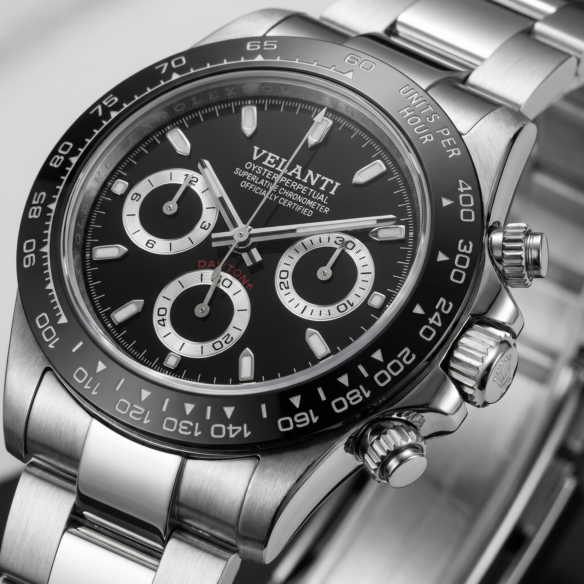 Daytona-style chronograph watch, Velanti Milano Veltona Black Panda, dial close-up 11