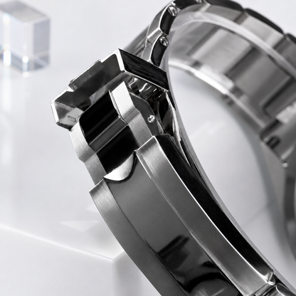 Velanti Milano Veltona Panda watch, open folding clasp mechanism detail