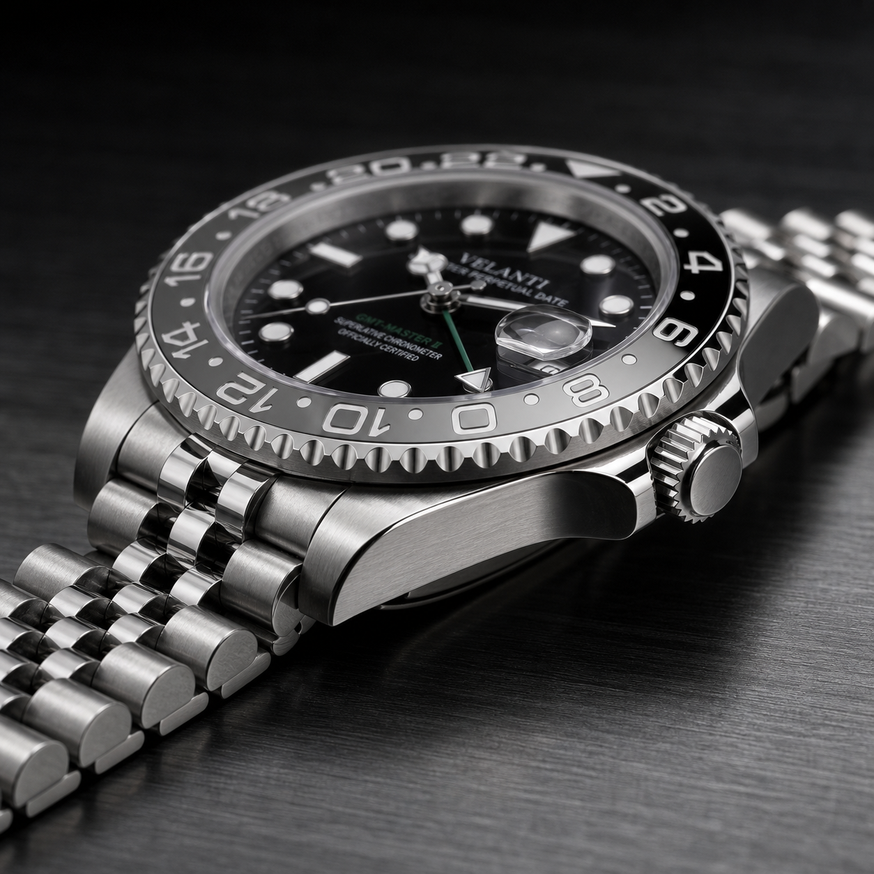 GMT-style automatic watch, Velanti Milano Gmtvel Bruce Wayne, side profile photo