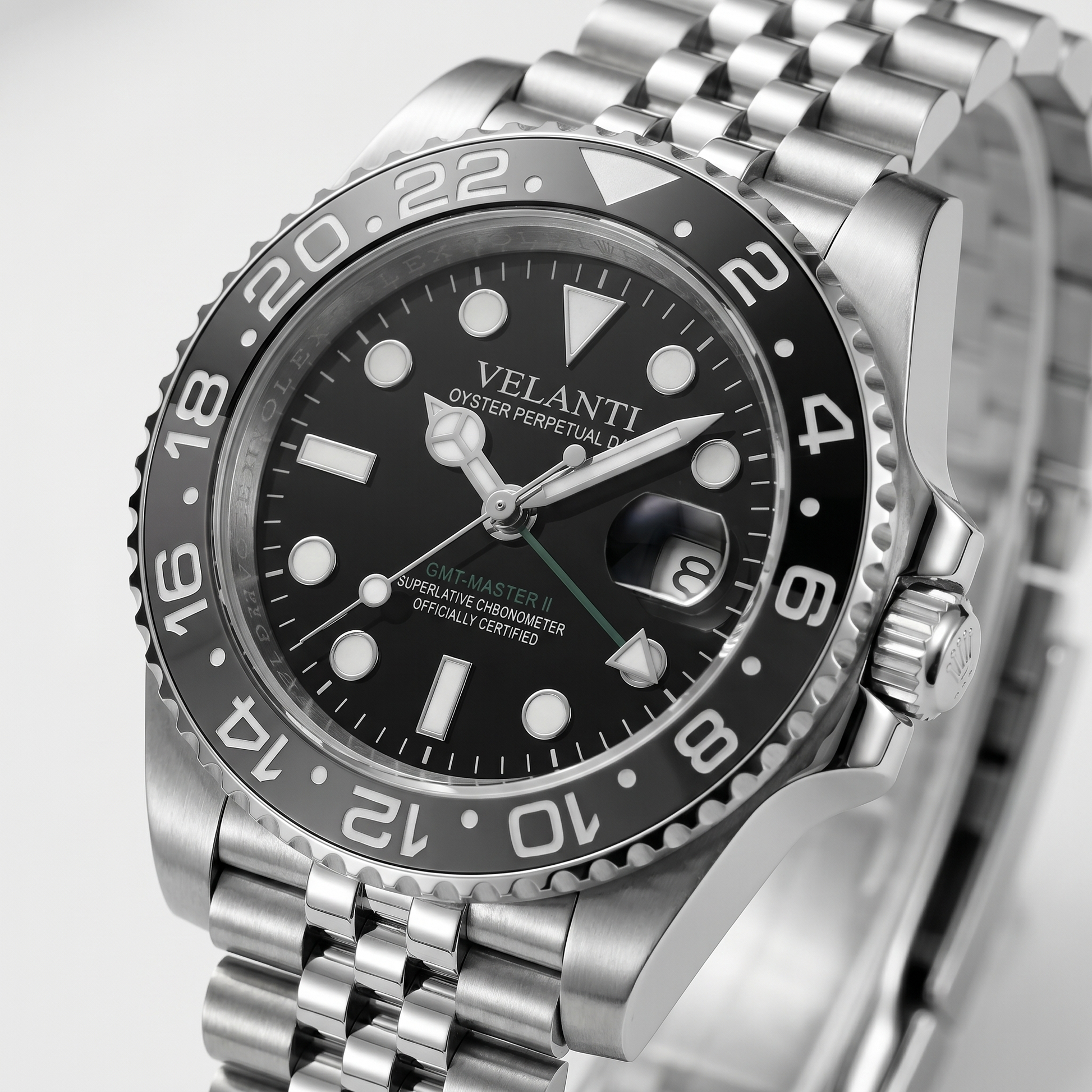 GMT-style custom automatic watch, Velanti Milano Gmtvel Bruce Wayne, watch detail photo
