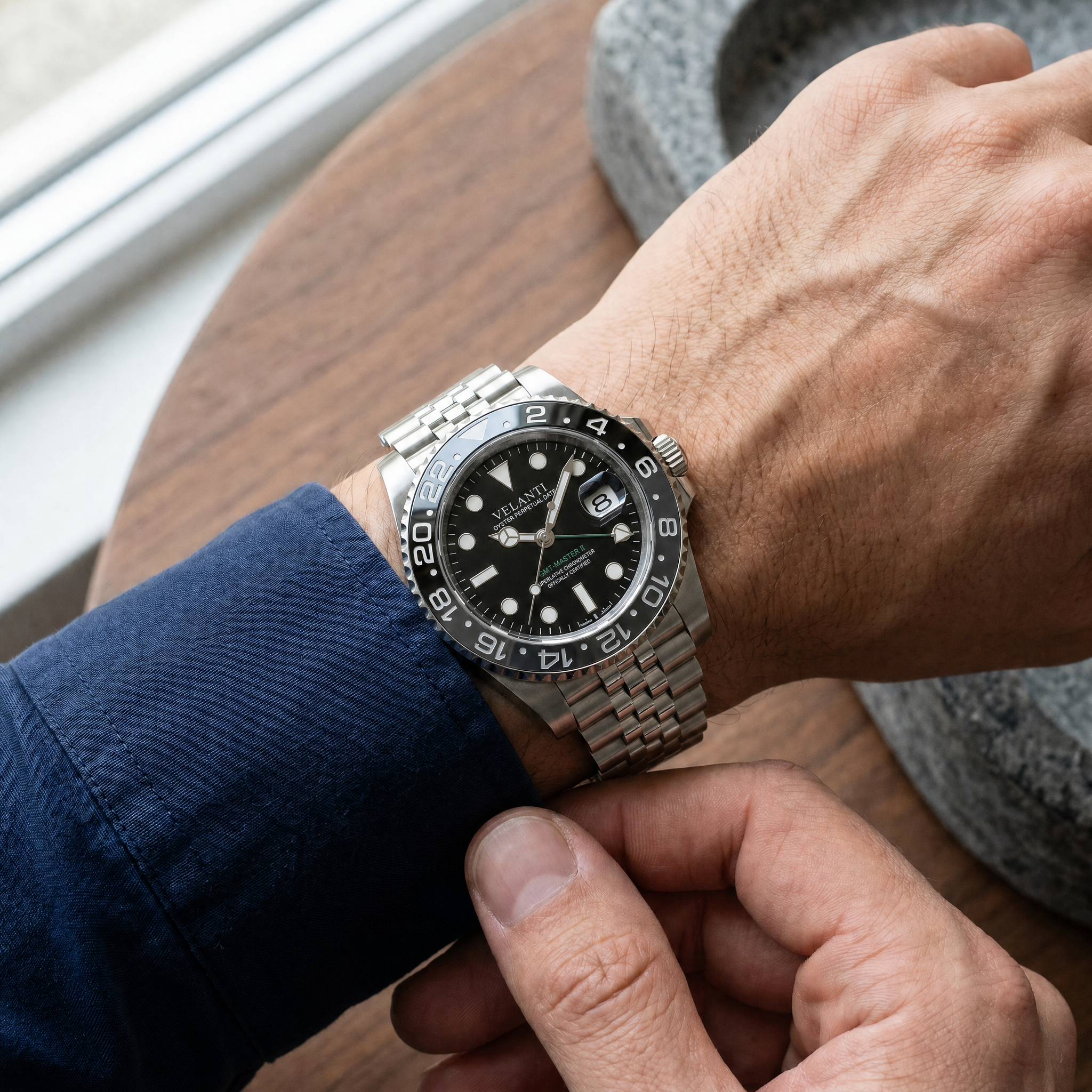GMT-style automatic watch, Velanti Milano Gmtvel Bruce Wayne worn on wrist photo 2