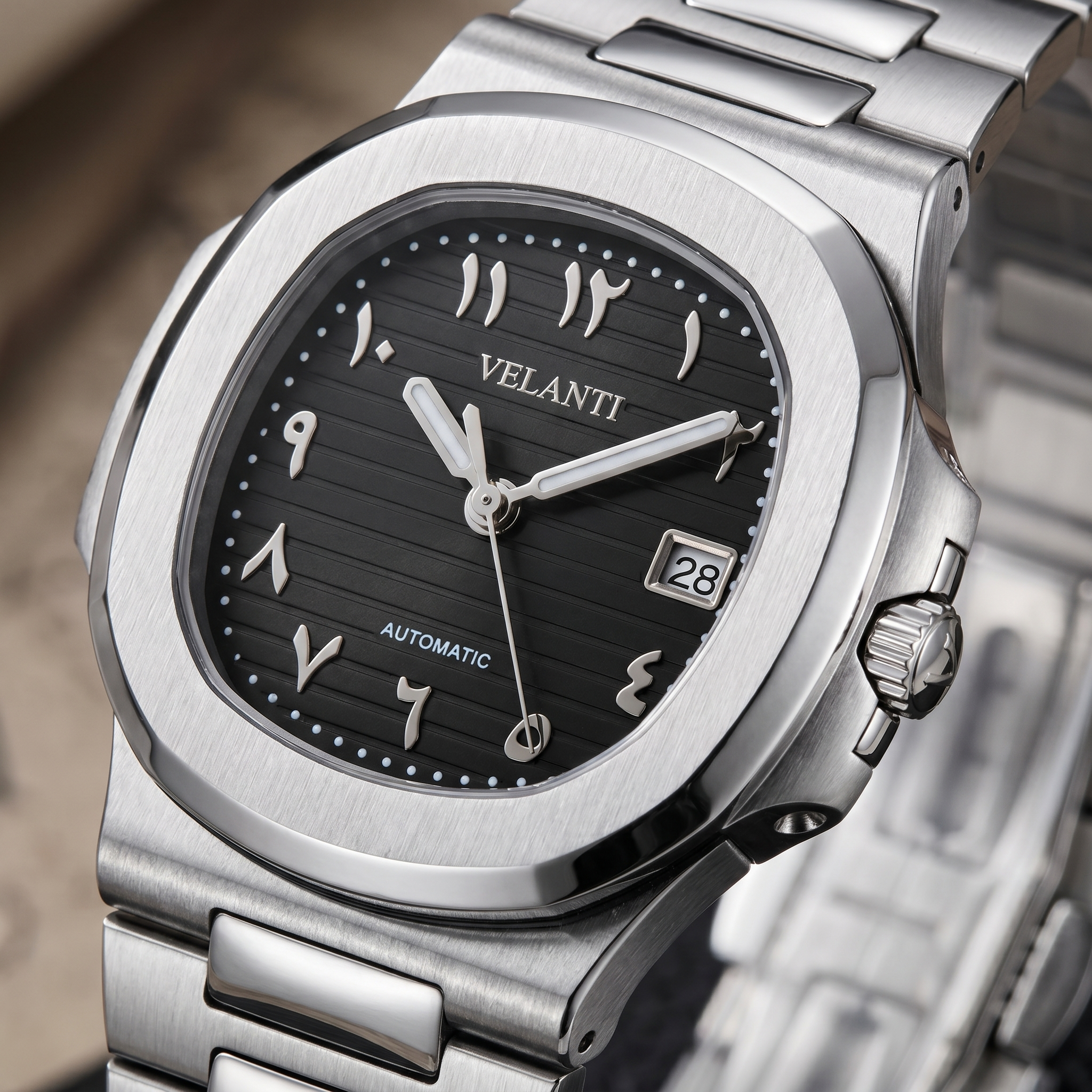 Nautilus-style automatic watch, Velanti Milano Nautvel Arabic Black, watch detail photo 5