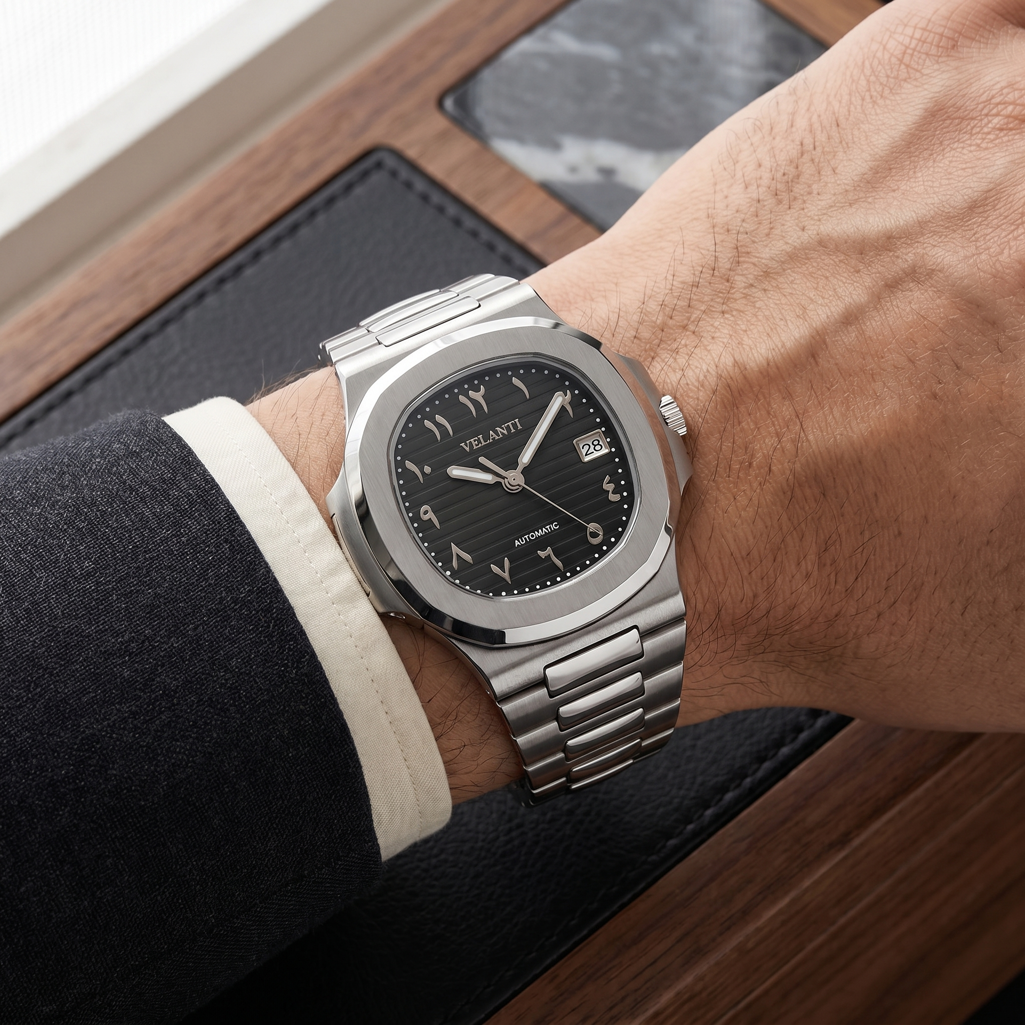 Nautilus-style automatic watch, Velanti Milano Nautvel Arabic Black worn on wrist photo 8
