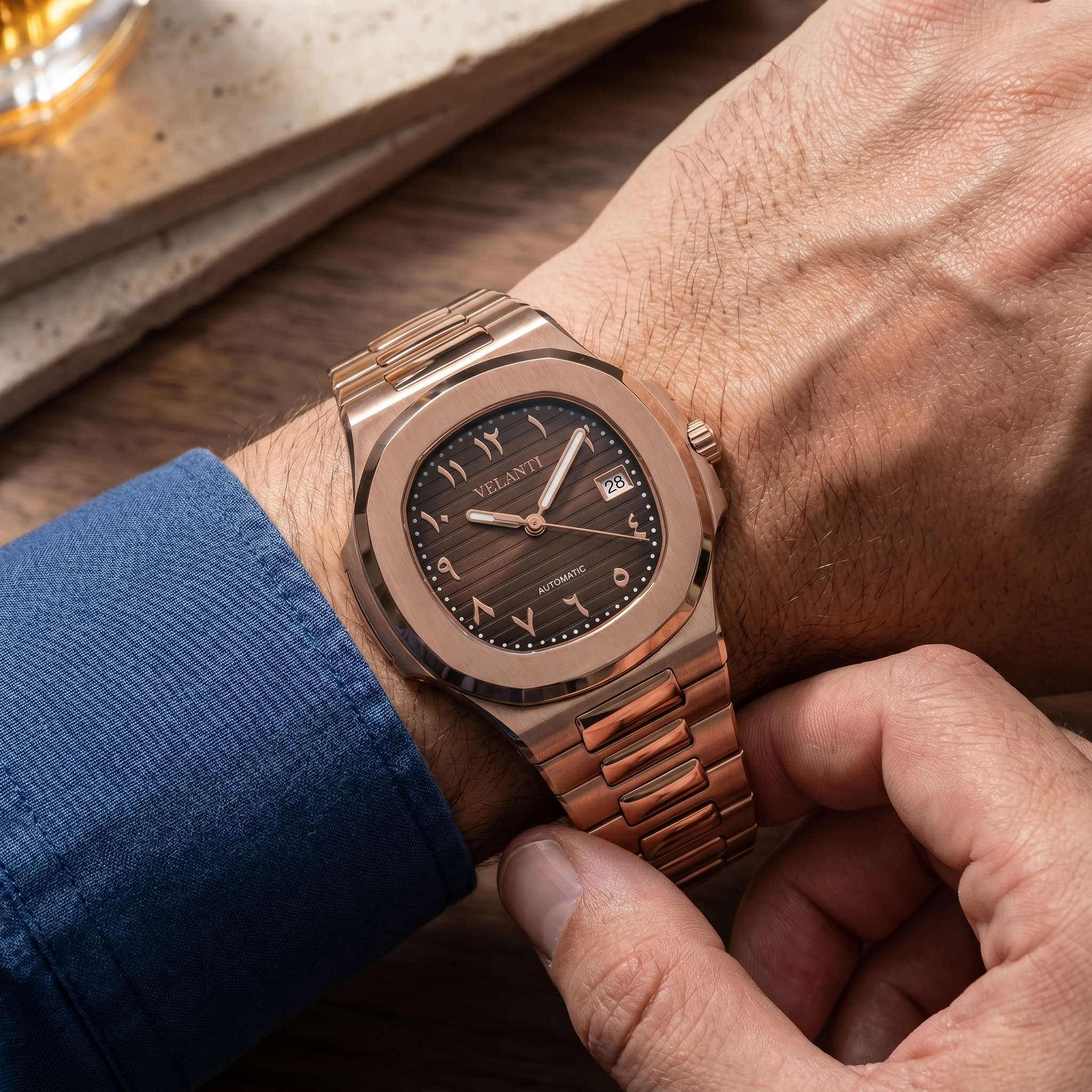 Nautilus-style automatic watch, Velanti Milano Nautvel Arabic Rose Gold Chocolate worn on wrist photo 8