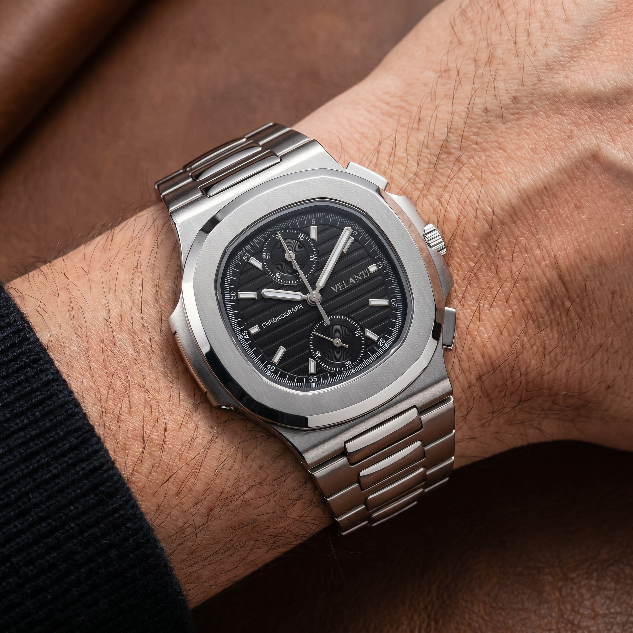 Nautilus-style chronograph watch, Velanti Milano Nautvel Chrono Black worn on wrist photo 7