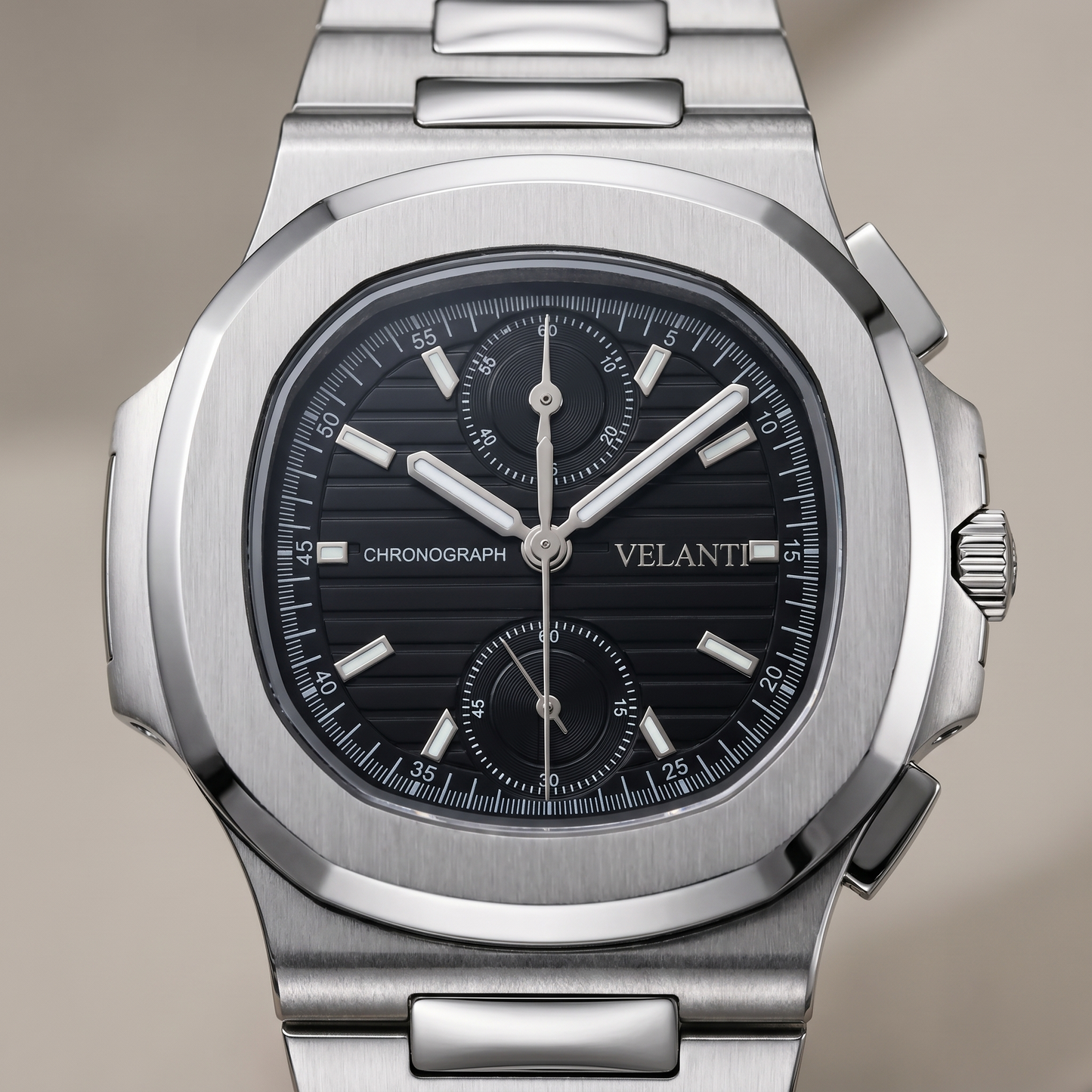 Nautilus-style custom chronograph watch, Velanti Milano Nautvel Chrono Black, watch detail photo 10