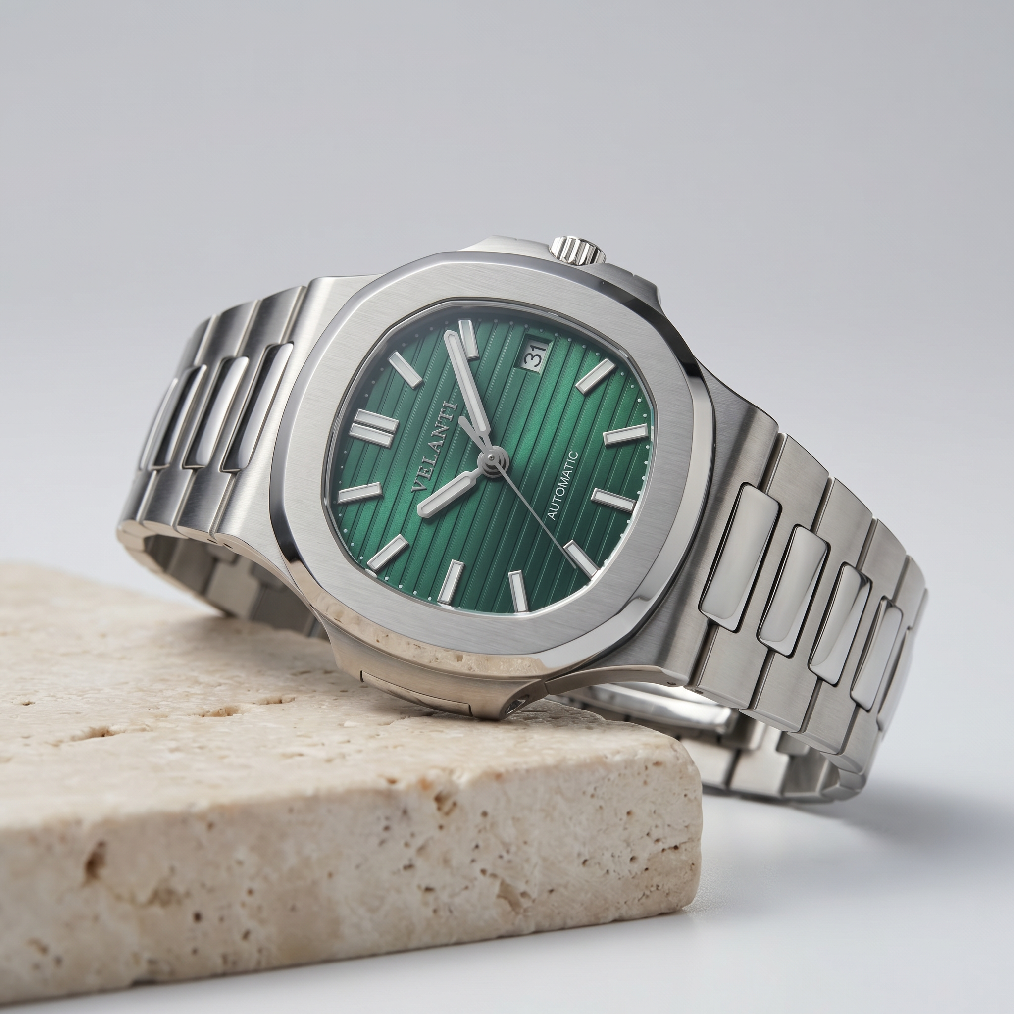 Nautilus-style automatic watch, Velanti Milano Nautvel Metallic Green, product photo 4