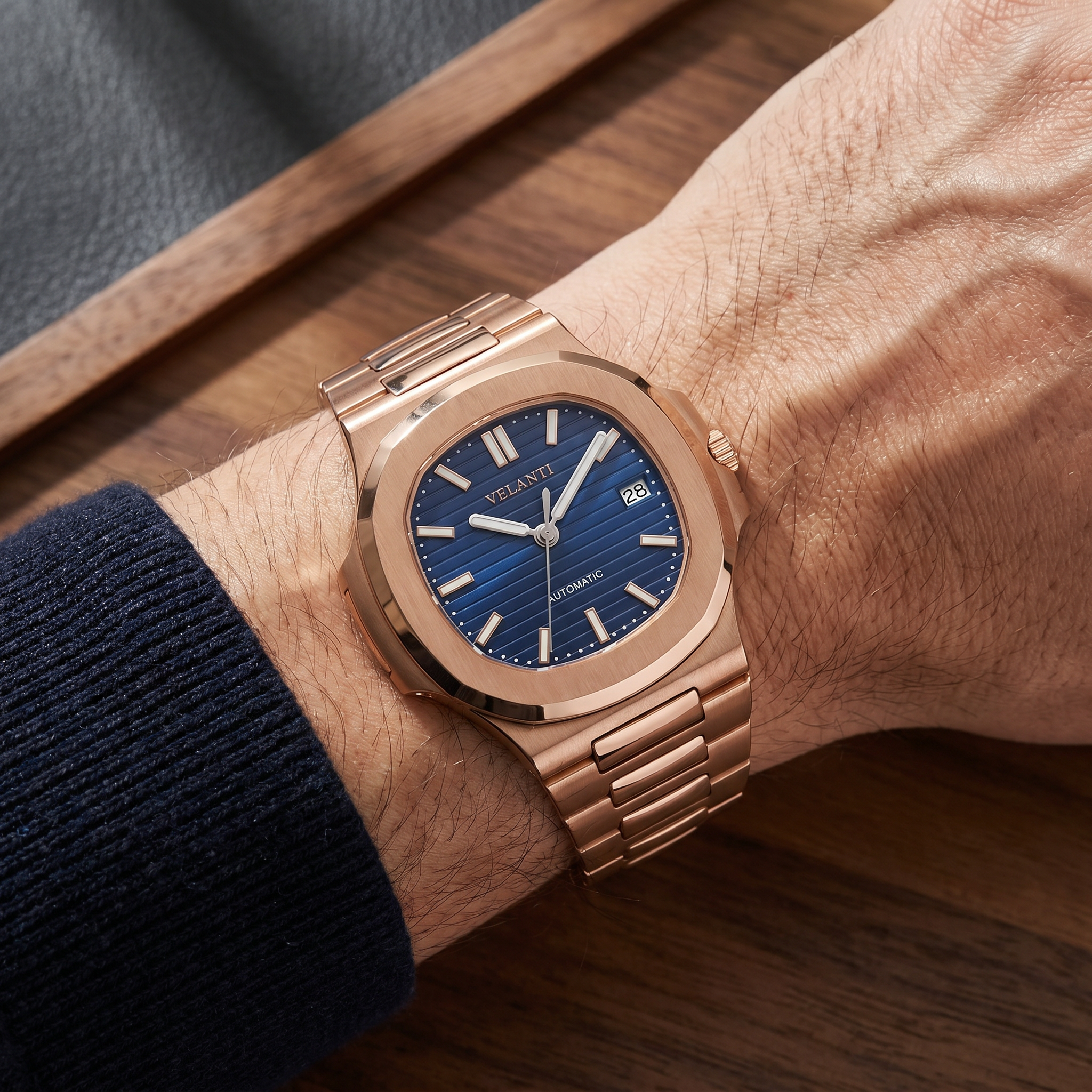 Nautilus-style automatic watch, Velanti Milano Nautvel Rose Gold Royal Blue worn on wrist photo 4