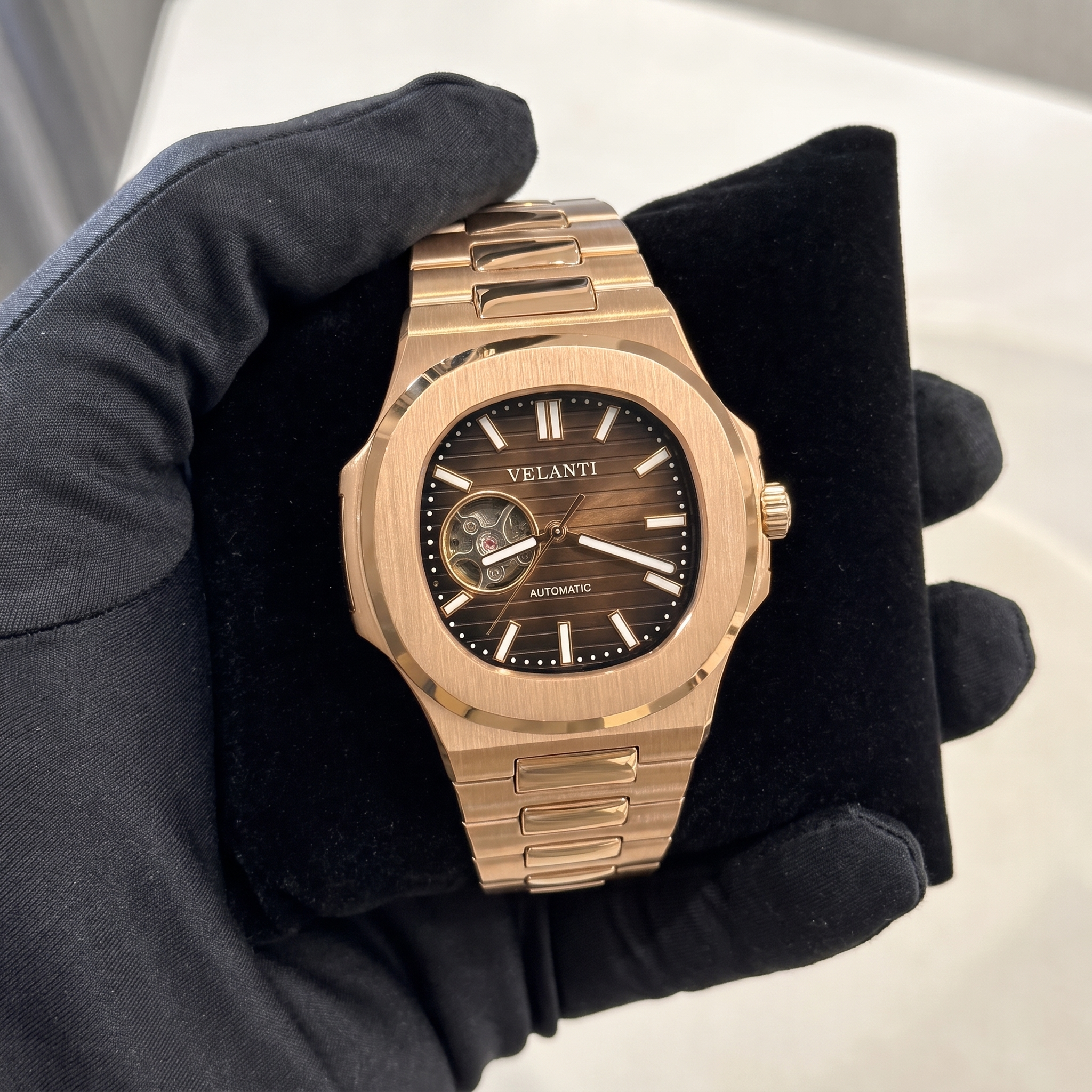 Nautvel | Rose Gold Chocolate Open Heart