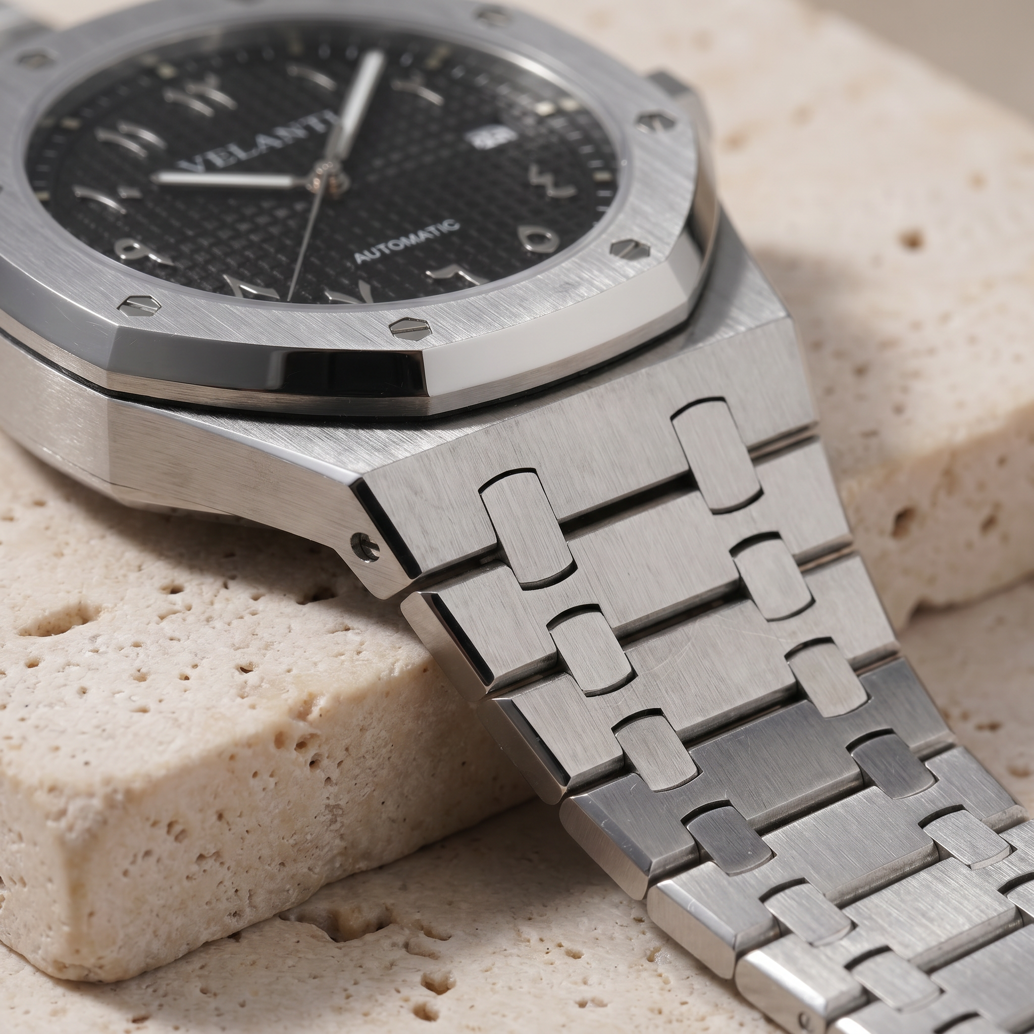 Royal Oak-style automatic watch, Velanti Milano Royal Veloak Arabic Black, product photo 3