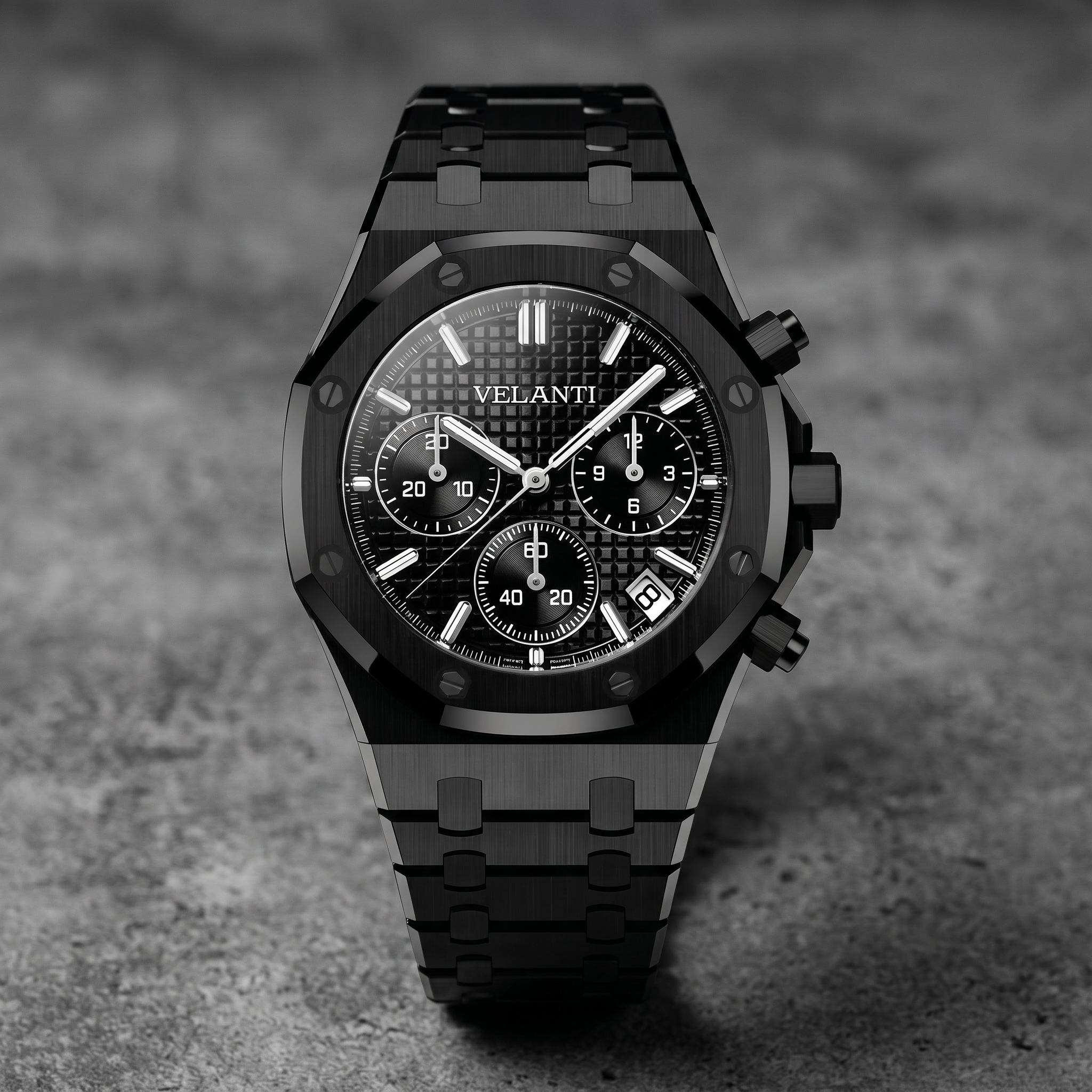Royal Oak-style chronograph watch, Velanti Milano Royal Veloak Chrono Triple Black, bracelet detail photo