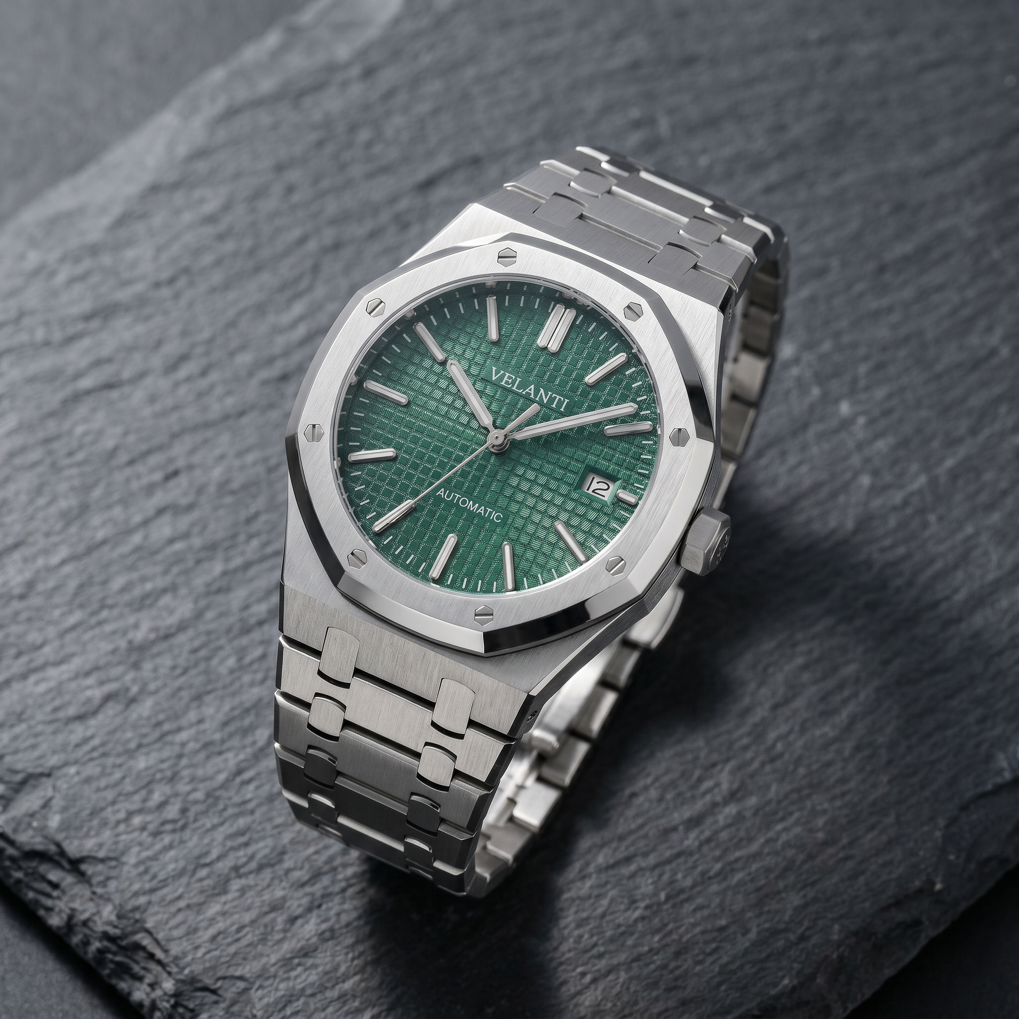 Royal Oak-style automatic watch, Velanti Milano Royal Veloak Green, bracelet detail photo