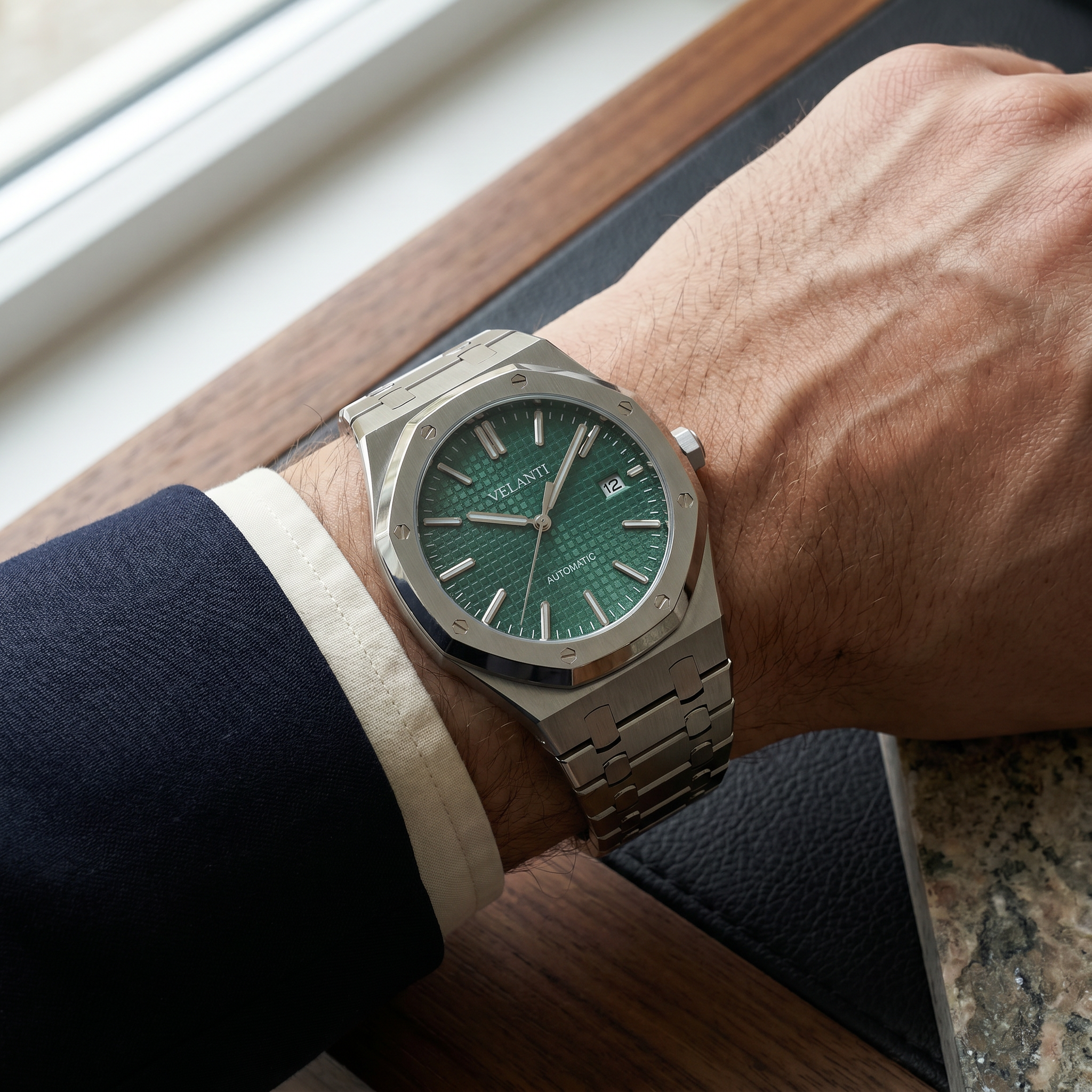 Royal Oak-style automatic watch, Velanti Milano Royal Veloak Green worn on wrist photo 12