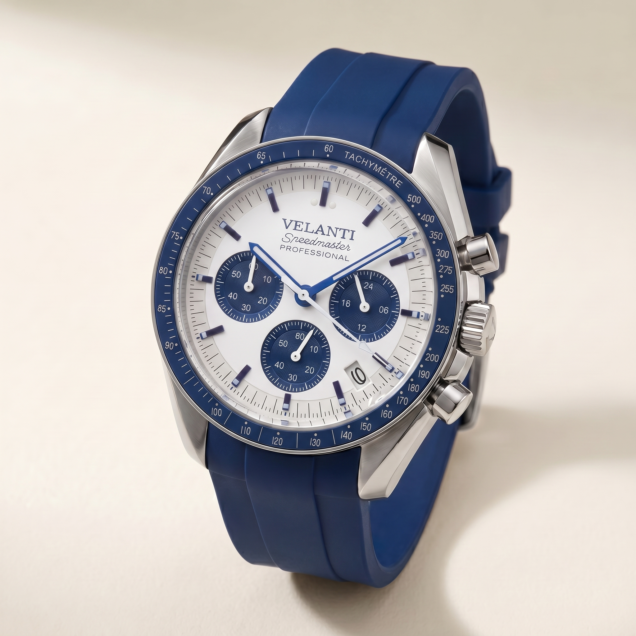Speedmaster-style chronograph watch, Velanti Milano Speedvel Snoopy Blue, watch detail photo 10