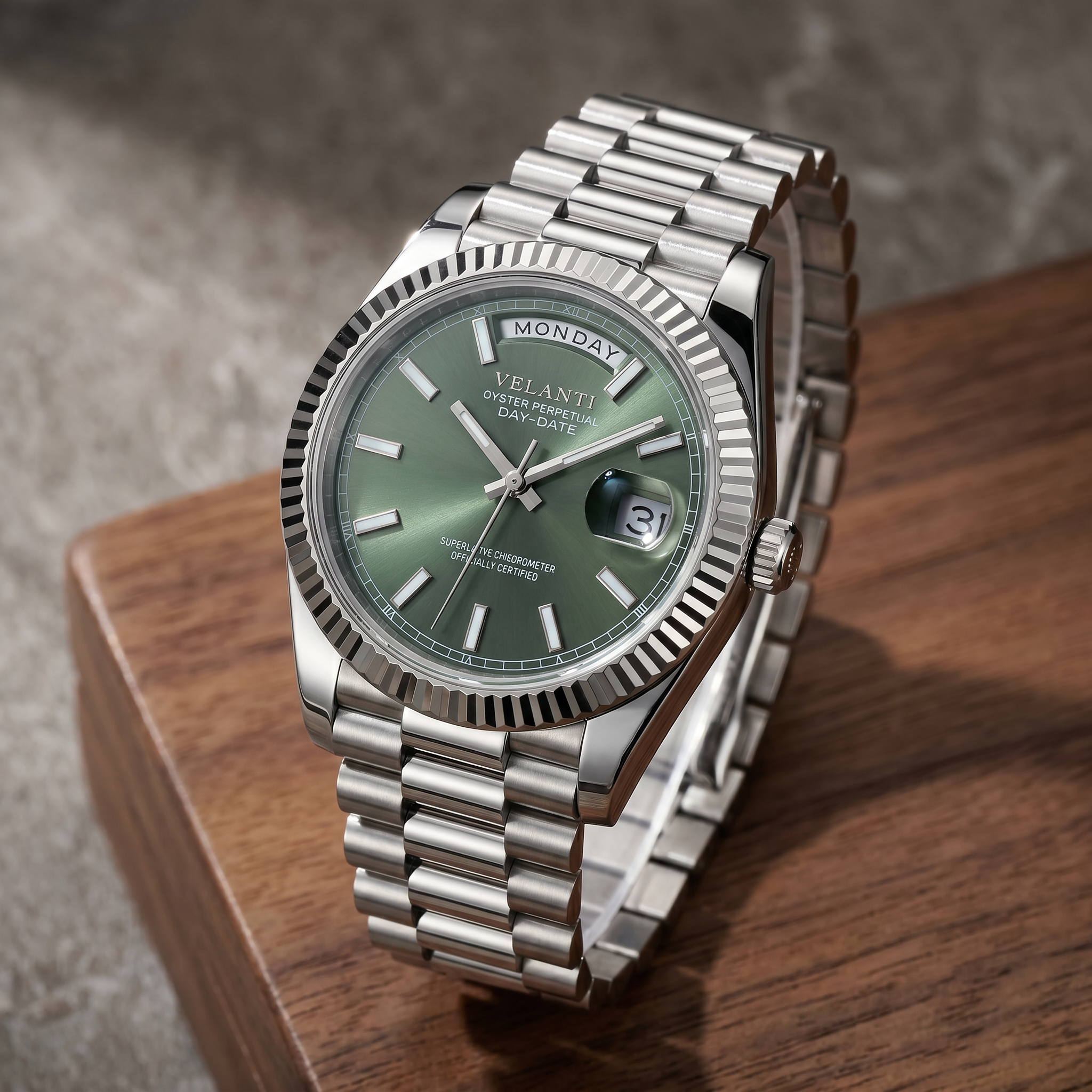Datejust-style automatic watch, Velanti Milano Veljust Daydate Mint Green, watch detail photo 7