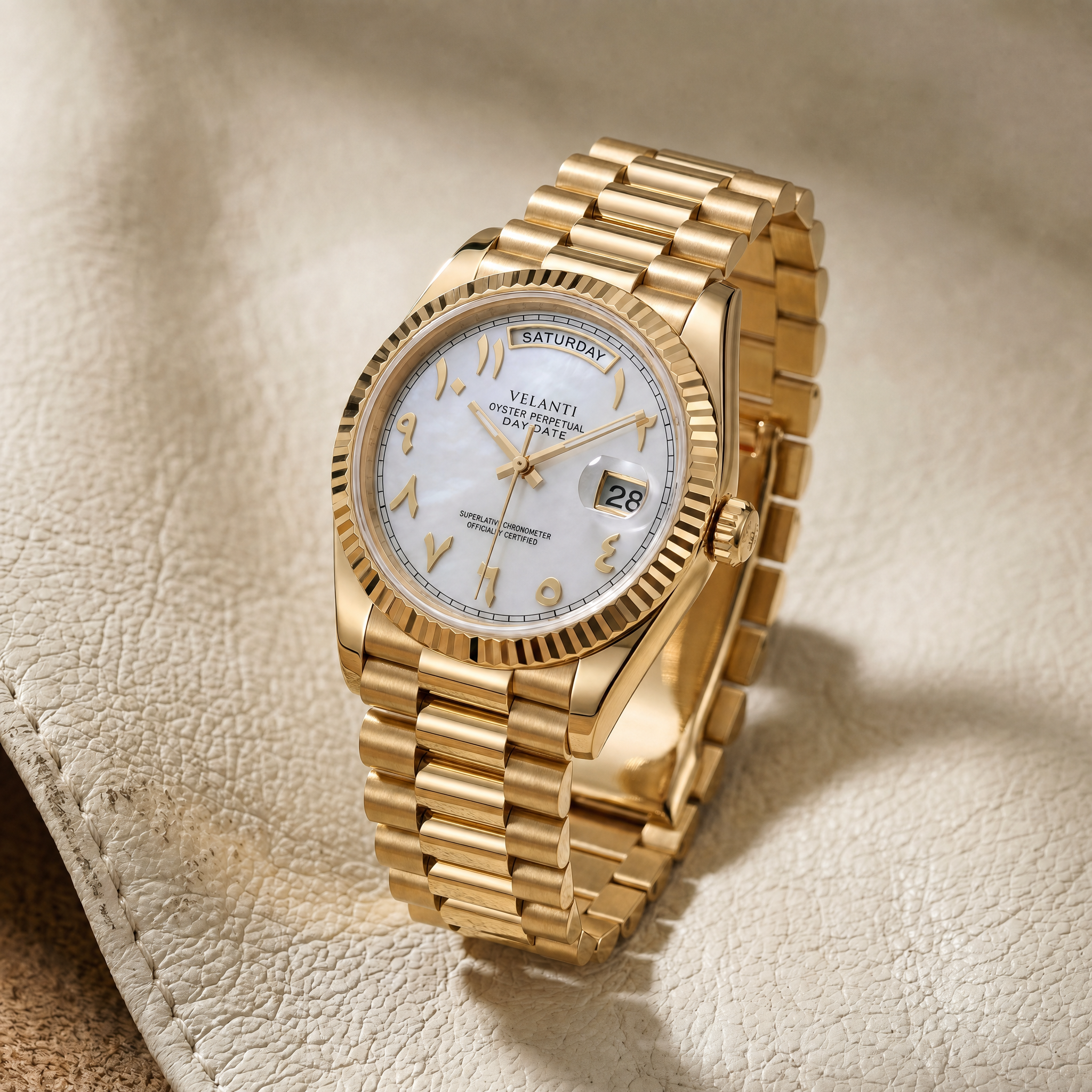 Datejust-style automatic watch, Velanti Milano Veljust Daydate Yellow Gold White Arabic, bracelet detail photo