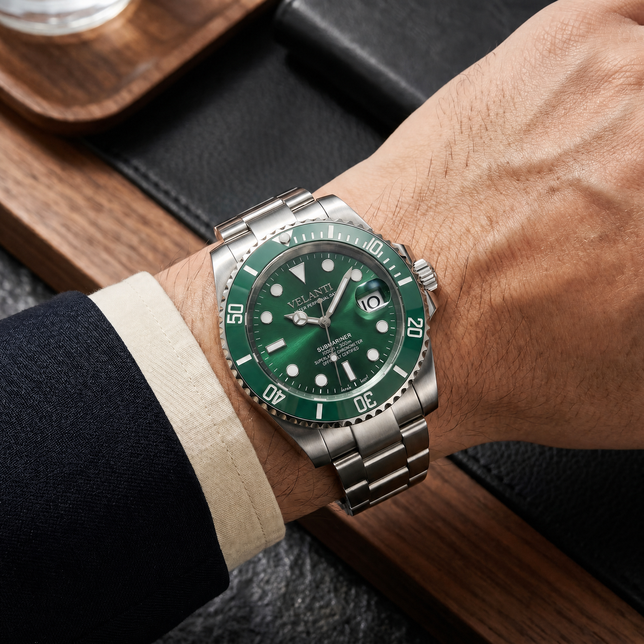 Submariner-style automatic watch, Velanti Milano Velmariner Hulk worn on wrist photo 8