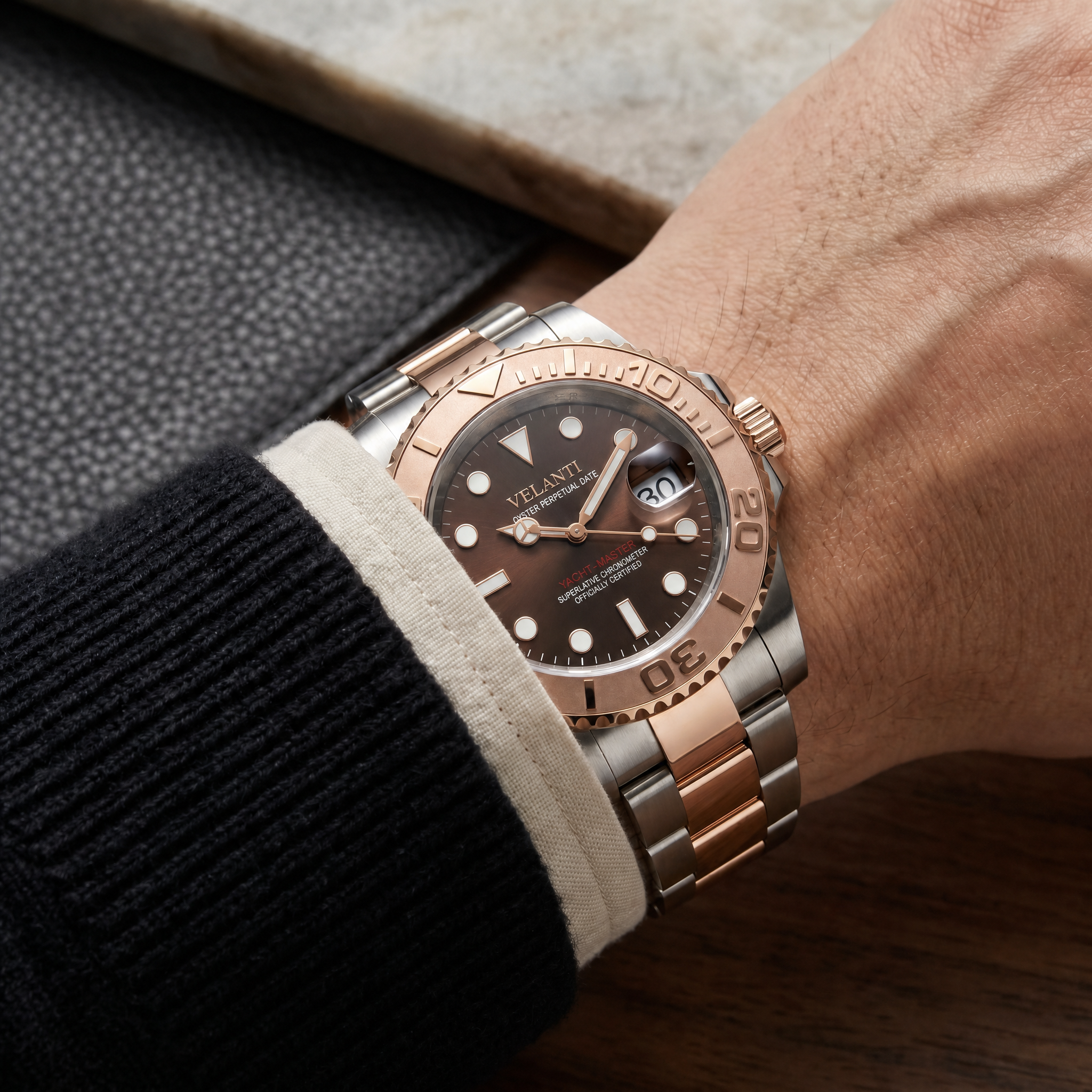 Submariner-style automatic watch, Velanti Milano Velmariner Rose Gold, product photo 8