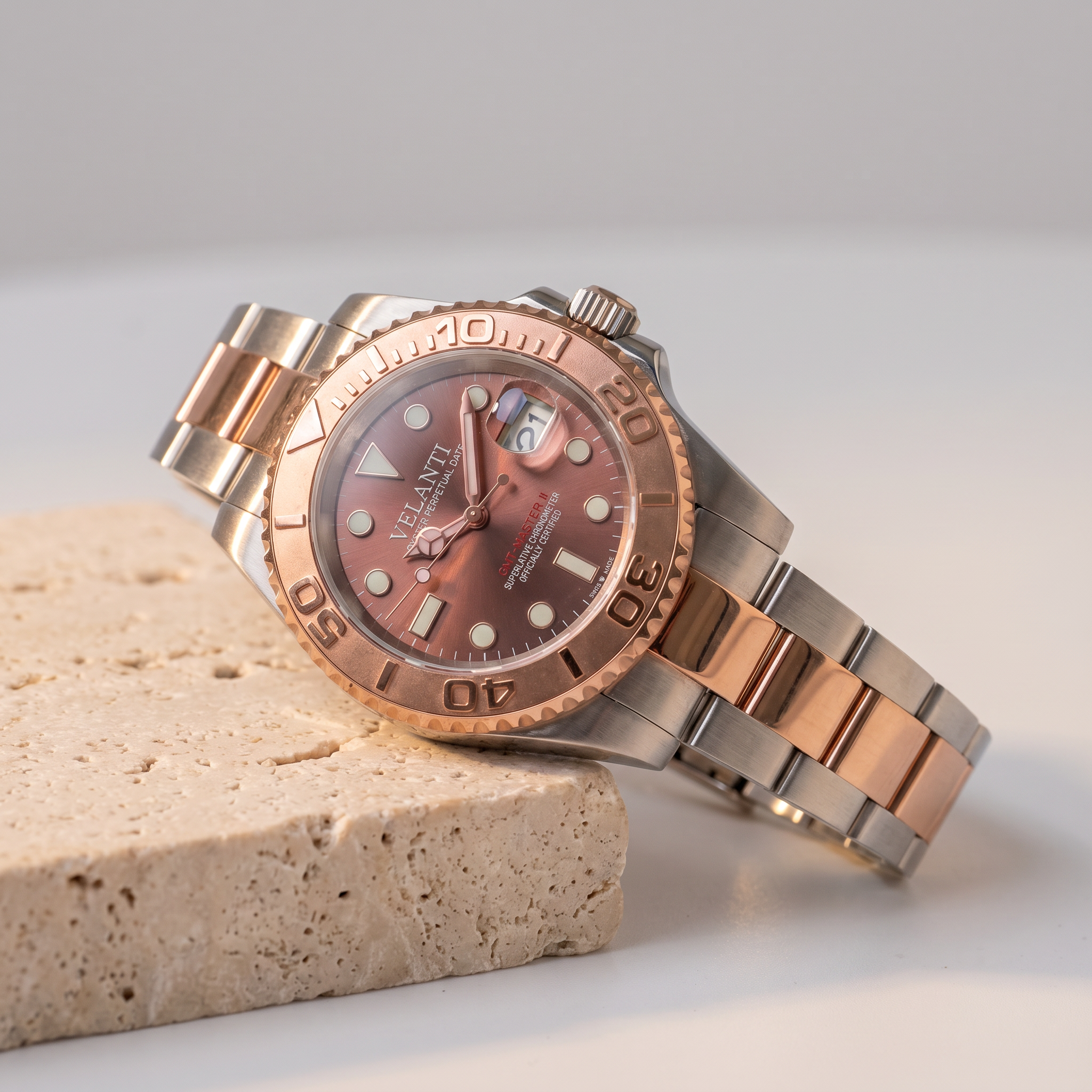 Submariner-style automatic watch, Velanti Milano Velmariner Rose Gold, product photo 2