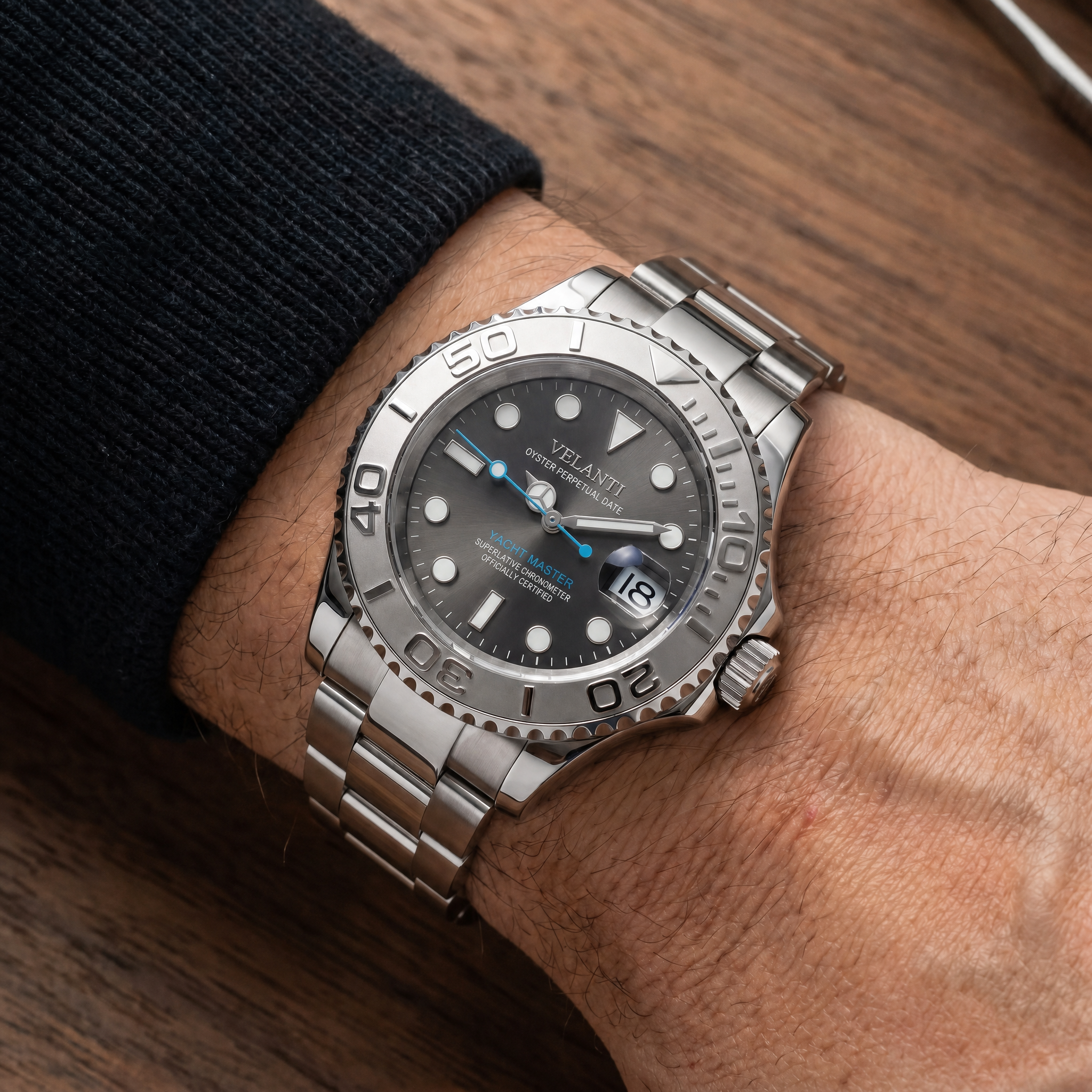 Submariner-style automatic watch, Velanti Milano Velmariner Silver worn on wrist photo 9
