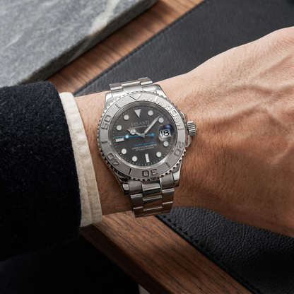 Submariner-style automatic watch, Velanti Milano Velmariner Silver, on-wrist photo