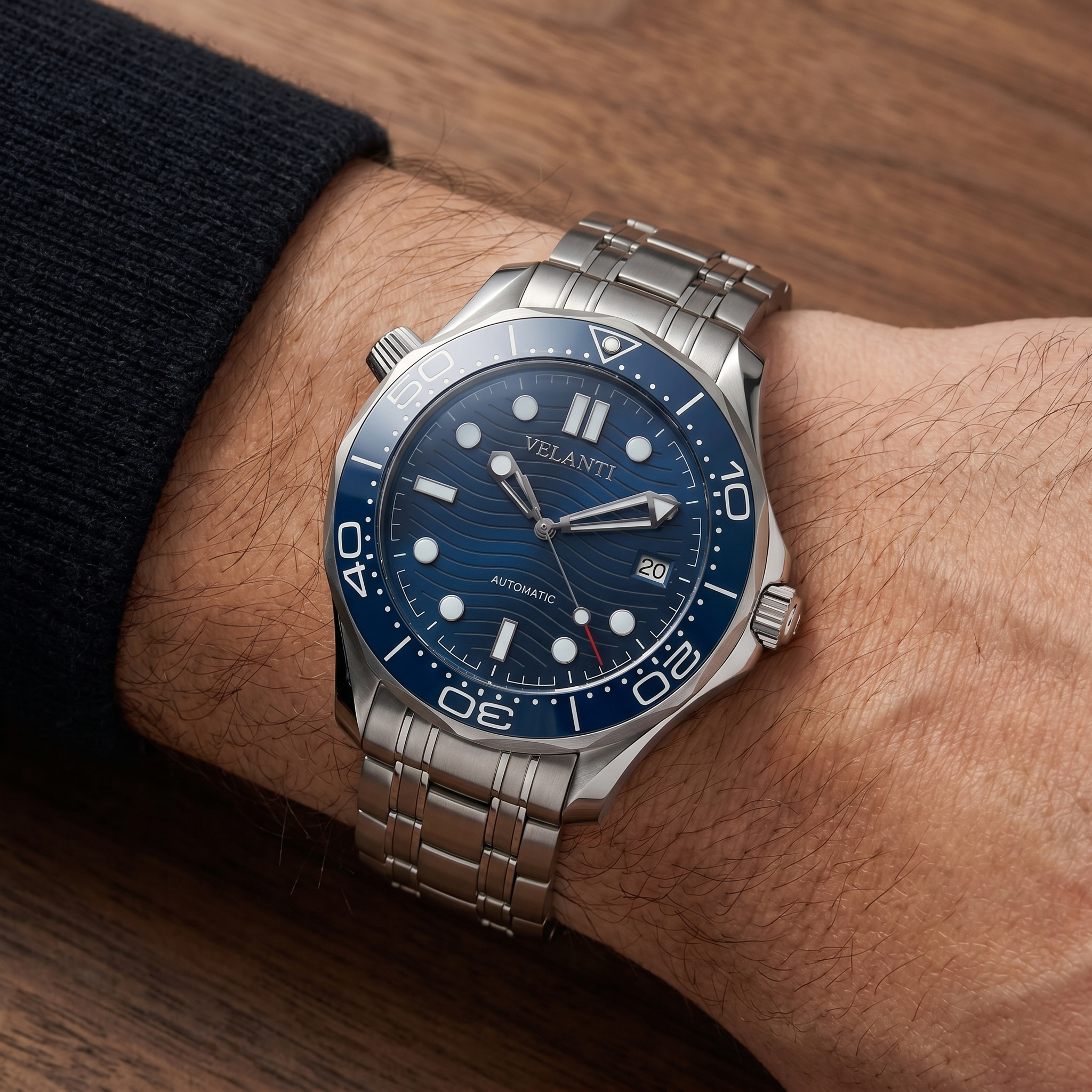 Seamaster-style automatic watch, Velanti Milano Velmaster Blue worn on wrist photo 6