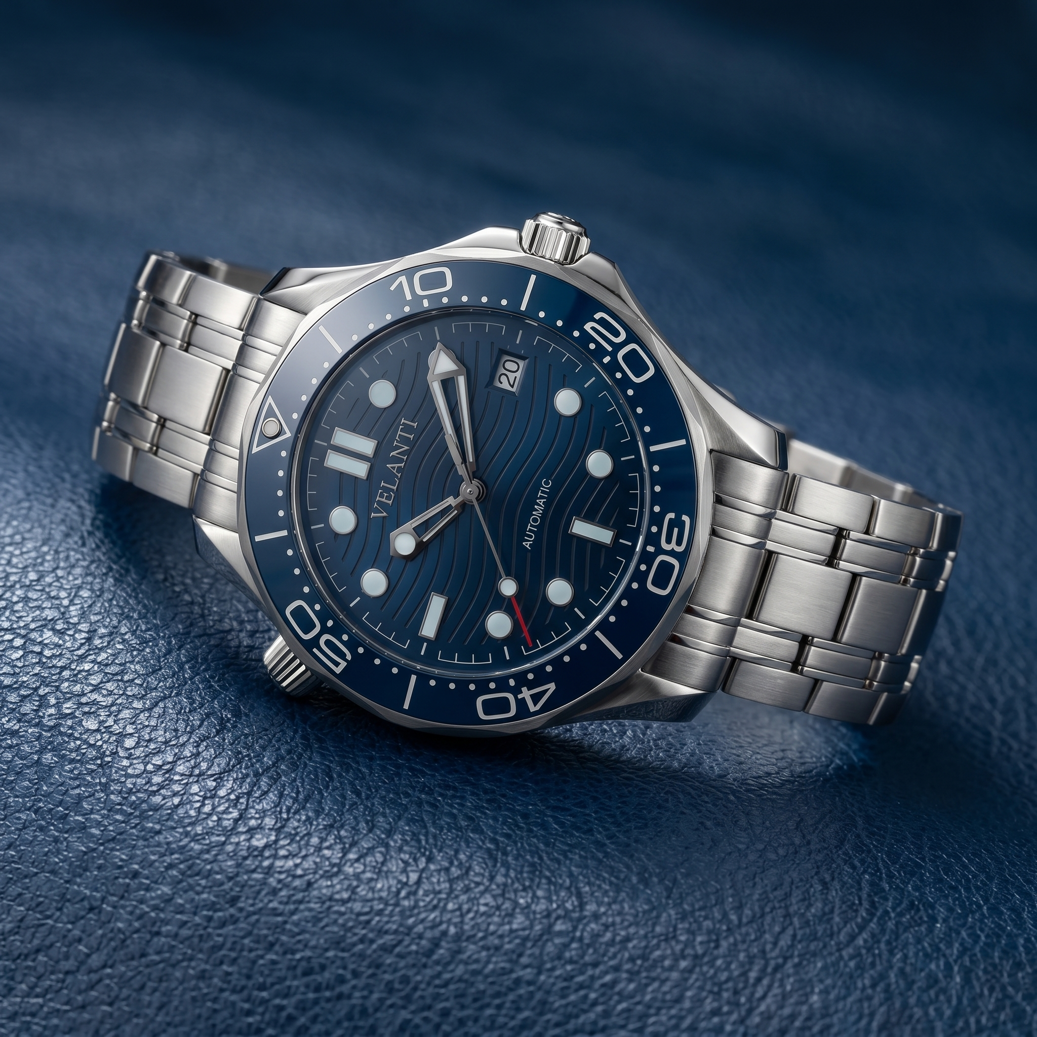 Seamaster-style automatic watch, Velanti Milano Velmaster Blue, bracelet detail photo