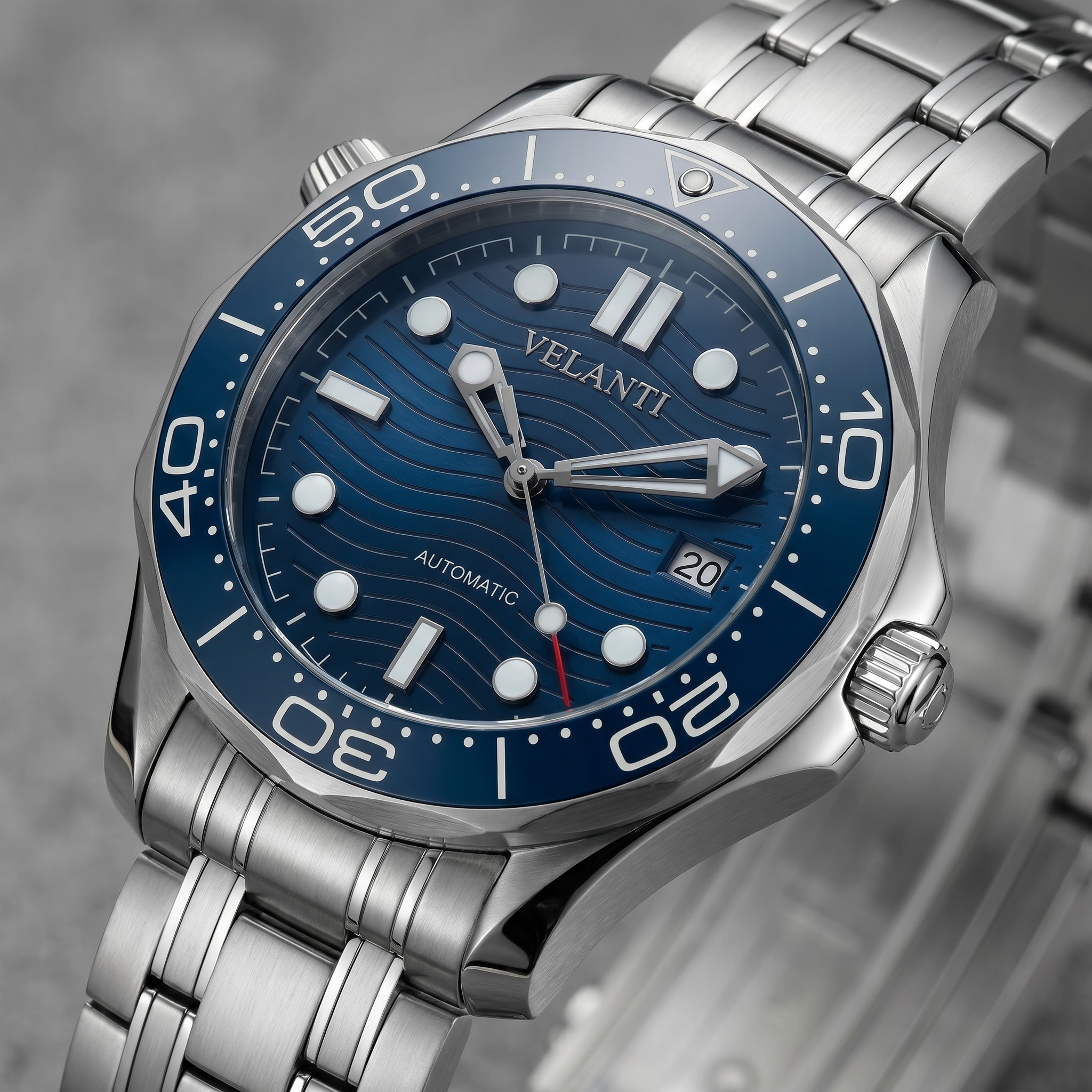 Seamaster-style automatic watch, Velanti Milano Velmaster Blue, watch detail photo 9