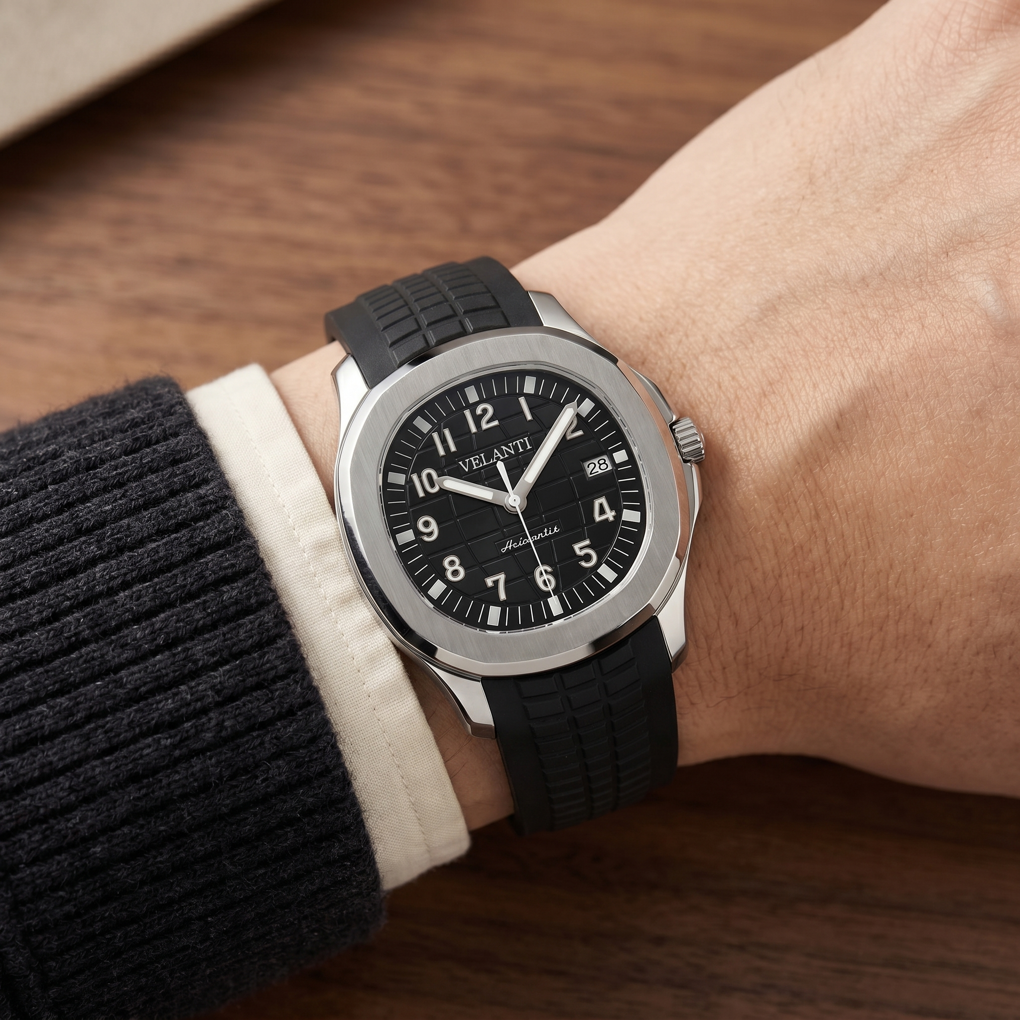 Aquanaut-style automatic watch, Velanti Milano Velnaut Black, product photo 4