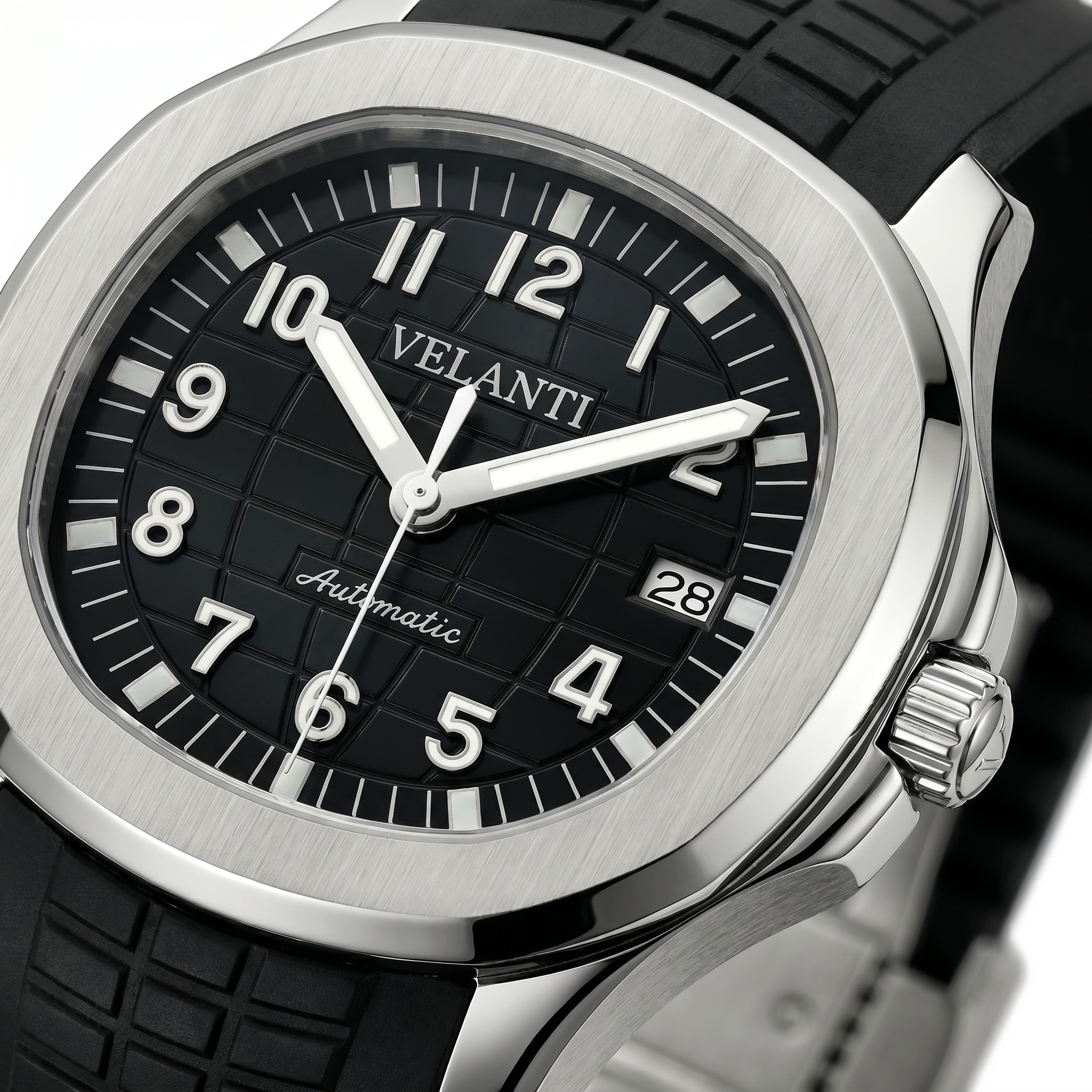 Aquanaut-style automatic watch, Velanti Milano Velnaut Black, watch detail photo