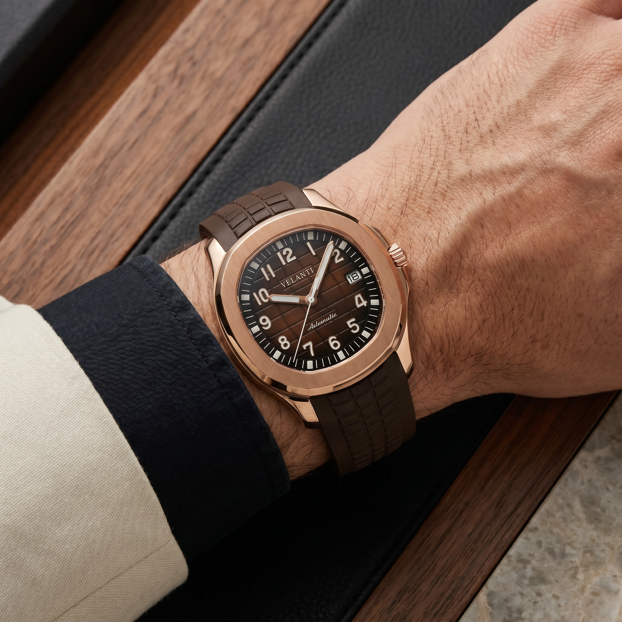 Aquanaut-style automatic watch, Velanti Milano Velnaut Brown (Rose Gold) worn on wrist photo 12