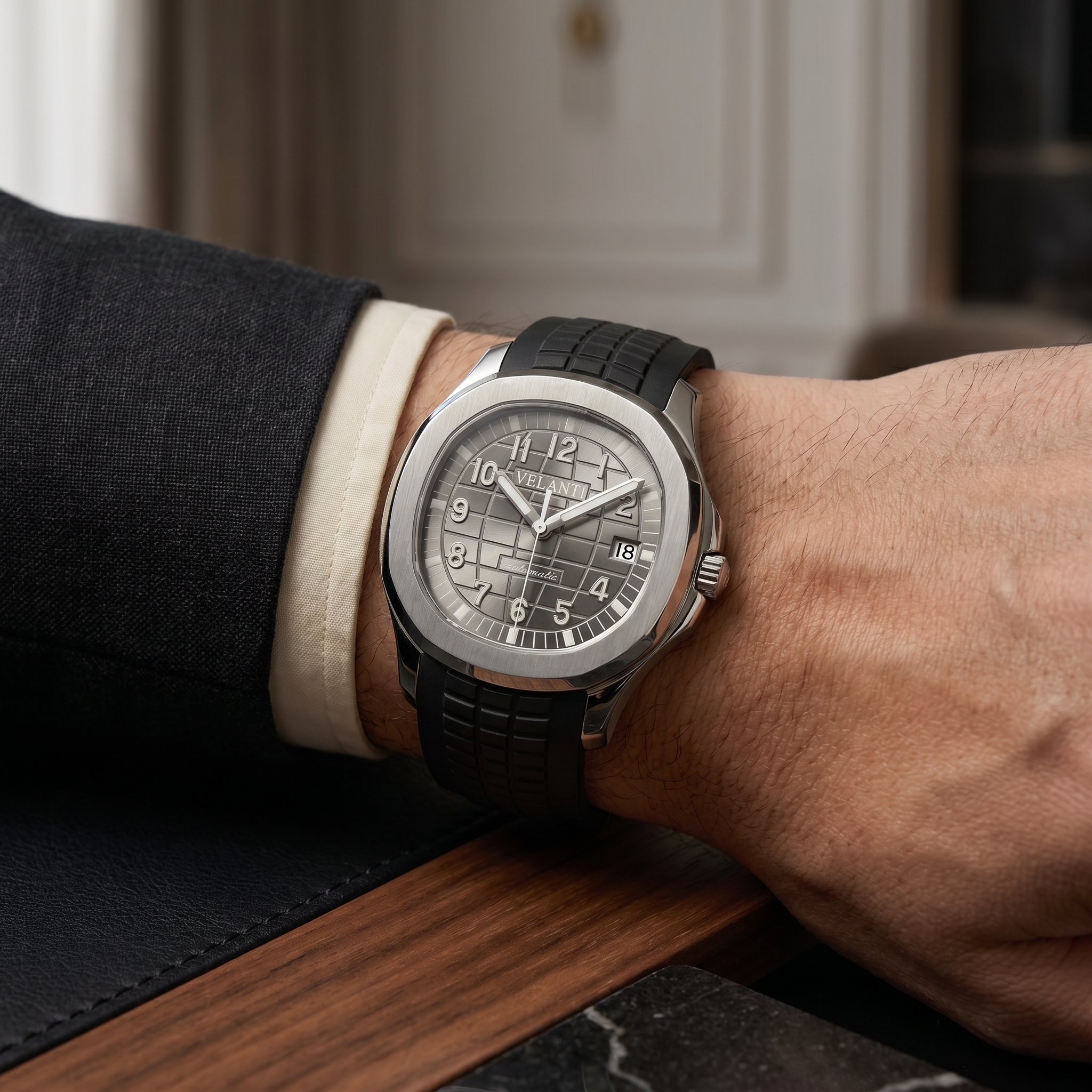 Aquanaut-style automatic watch, Velanti Milano Velnaut Silver worn on wrist photo 9