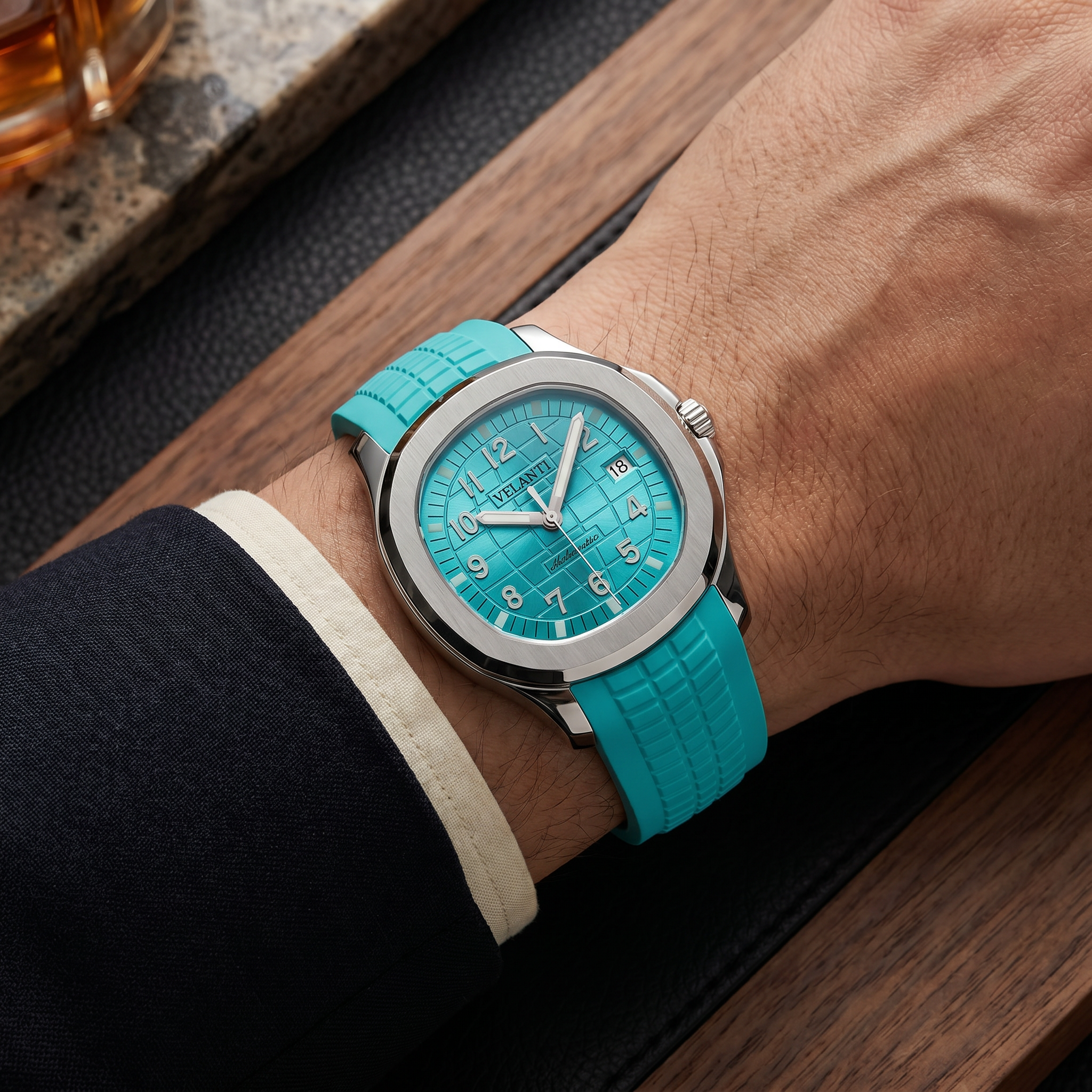 Aquanaut-style automatic watch, Velanti Milano Velnaut Tiffany Metallic Blue worn on wrist photo 7
