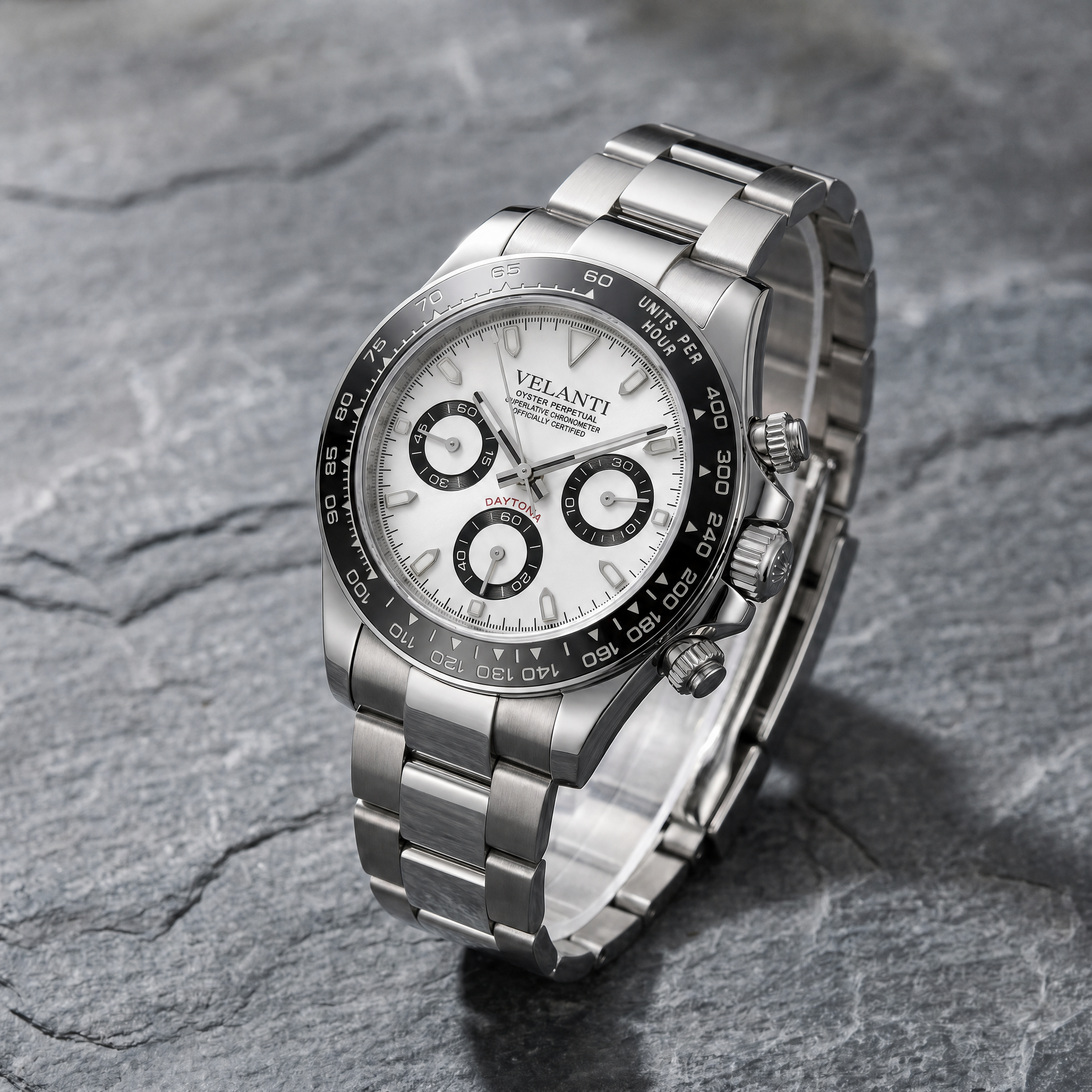 Daytona-style custom chronograph watch, Velanti Milano Veltona Panda, bracelet detail photo