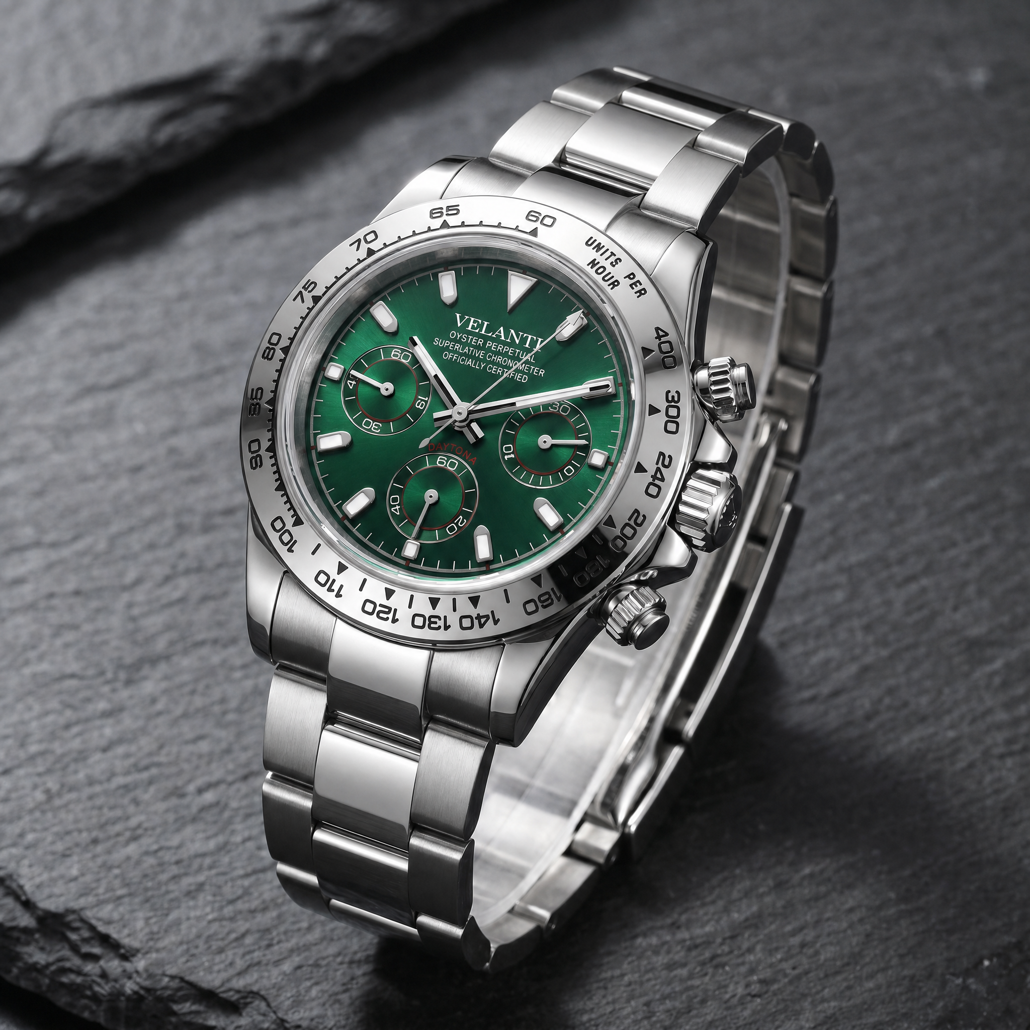 Daytona-style chronograph watch, Velanti Milano Veltona Silver Green, bracelet detail photo